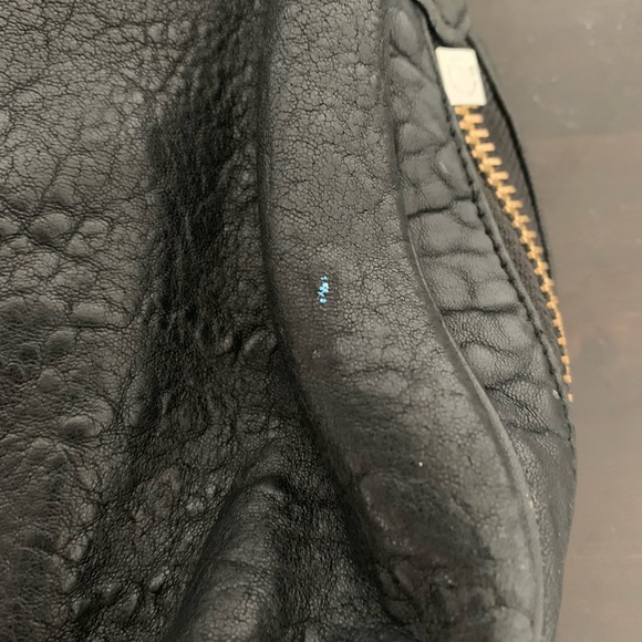 Marc Jacobs leather crossbody bag - Picture 6 of 7